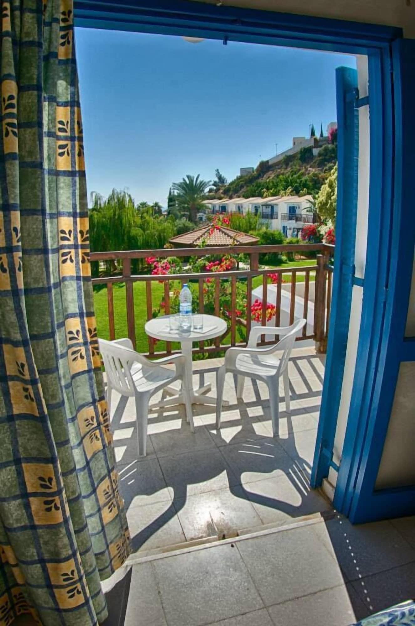 Apartmanhotel Hylatio Tourist Village 3*
